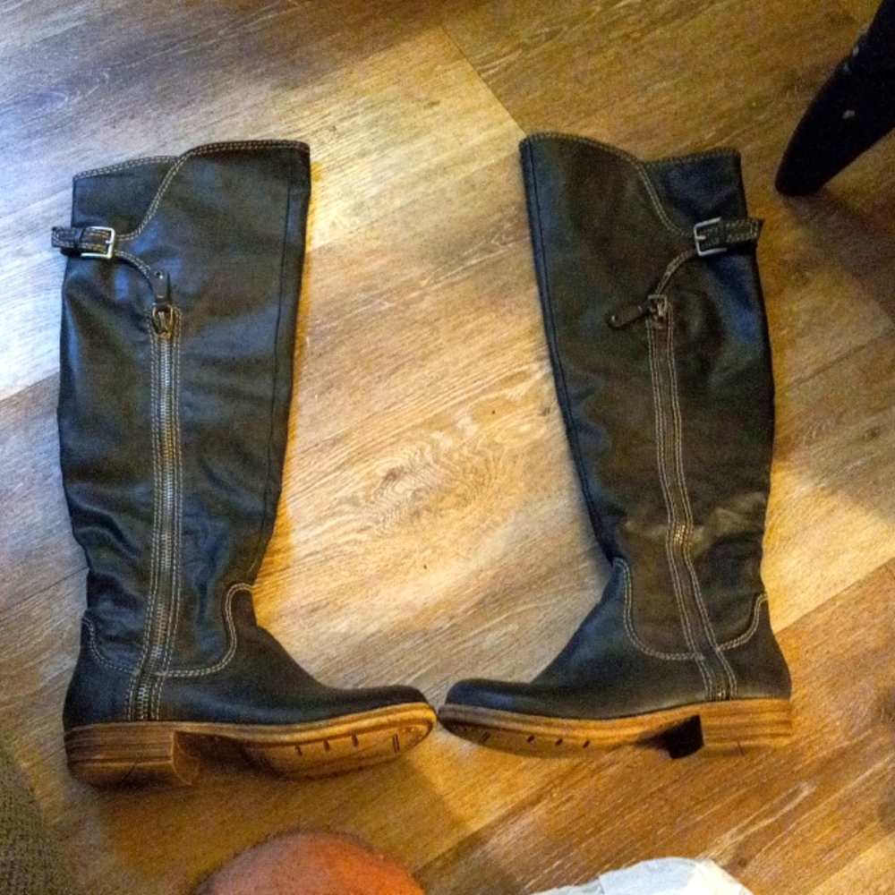 Duncan boots